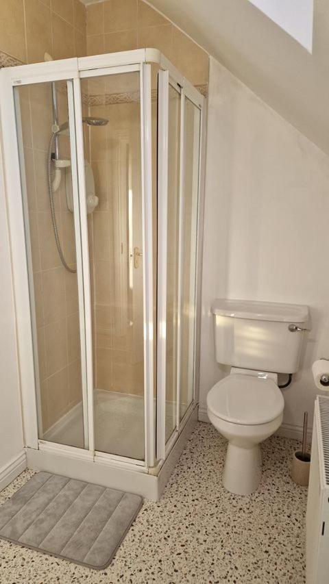 גלוואיי Cosy 3 Bedroom All Ensuites מראה חיצוני תמונה
